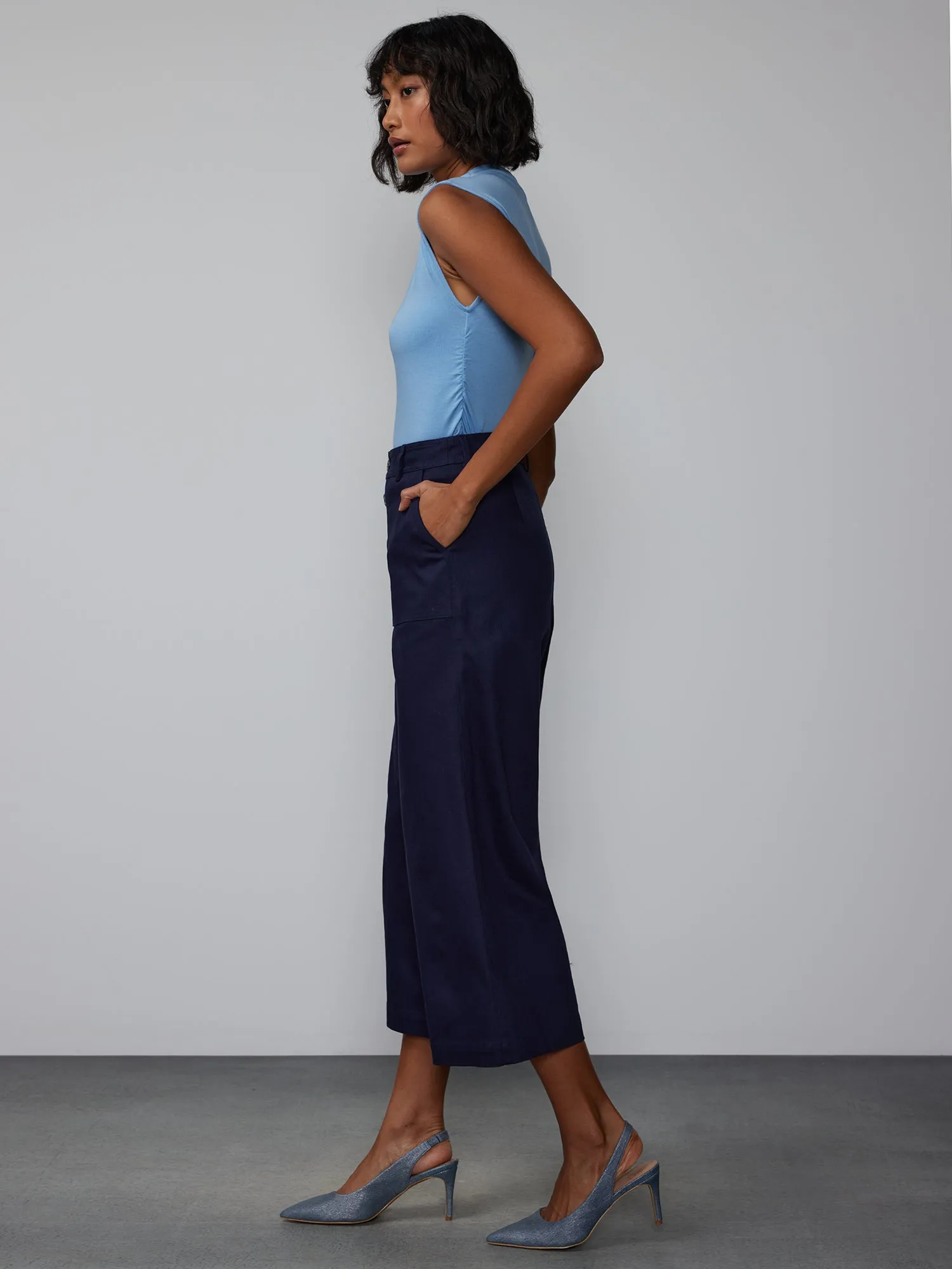 4 Button Wide Leg Twill Cropped Pant