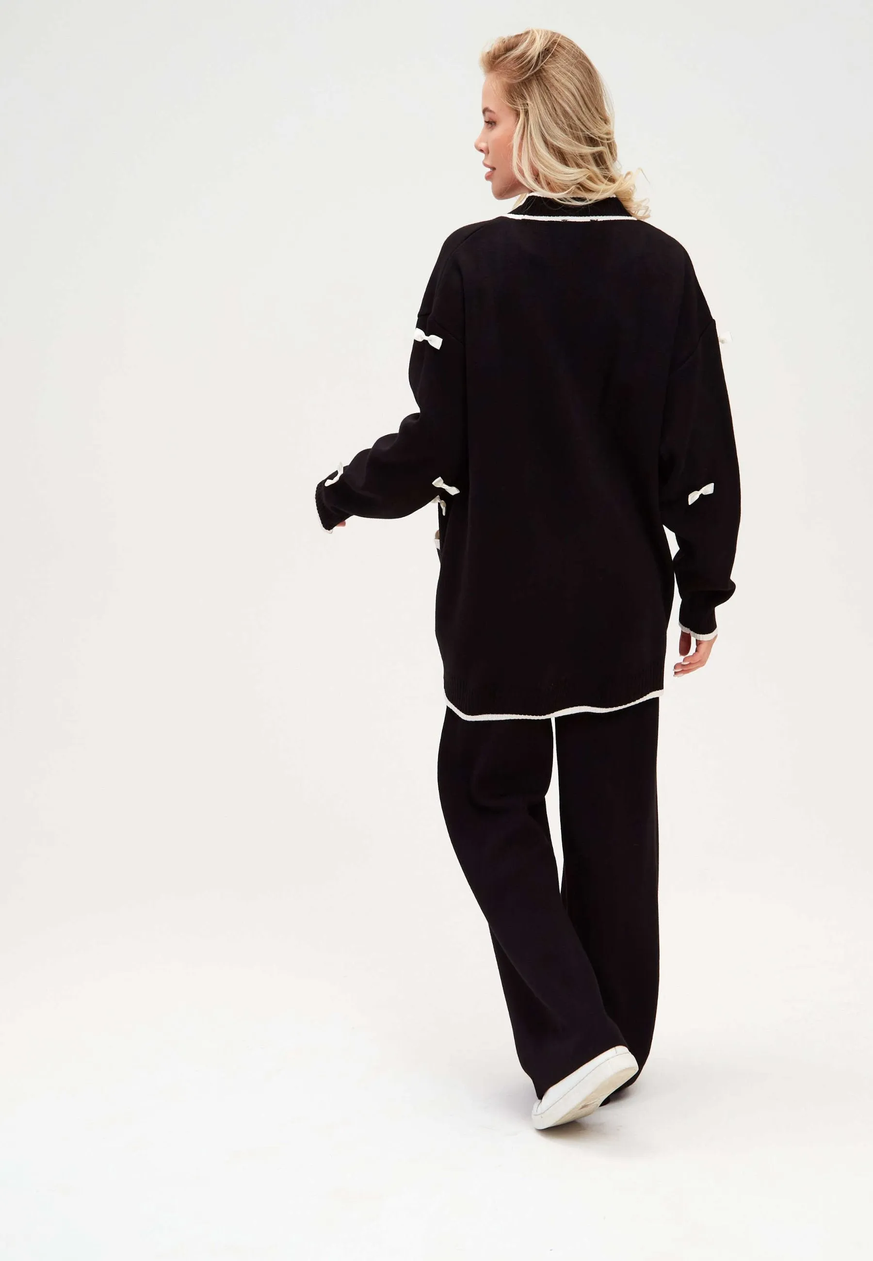 Oversized Jogger Set Cardigan and Pants - Black